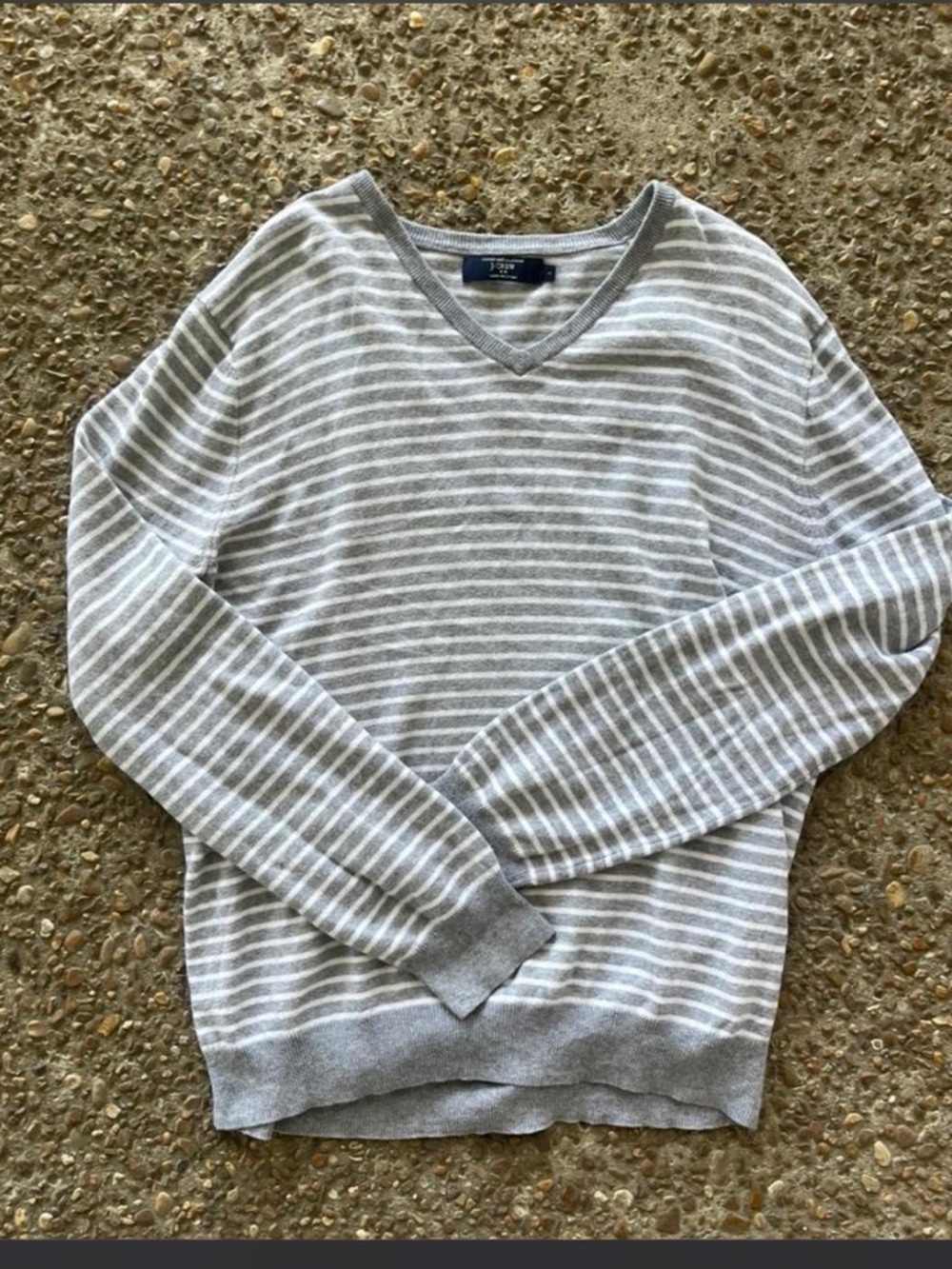 J Crew Grey and White V Neck Sweater with Cotton & Cashmere Blend Size L